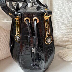 Faux leather Croc bucket bag